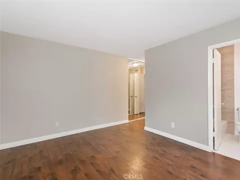 Living - 267 Alestar, Vista, CA 92084 photo 4 of 6