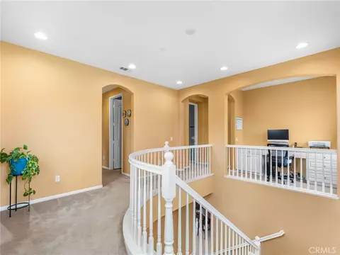 Entry Way - 4106 Lake Cir, Fallbrook, CA 92028 photo 8 of 9