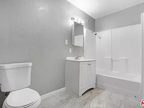 25372 Agate, Barstow, CA 92311 photo 4