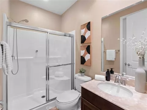 Bath - 4107 Lake Park, Fallbrook, CA 92028 photo 1 of 7