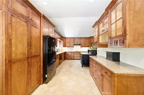 Kitchen - 4114 Citradora, Spring Valley, CA 91977 photo 3 of 5