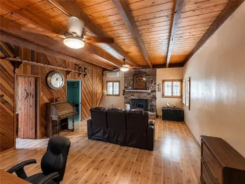 Living - 4114 Citradora, Spring Valley, CA 91977 photo 3 of 4