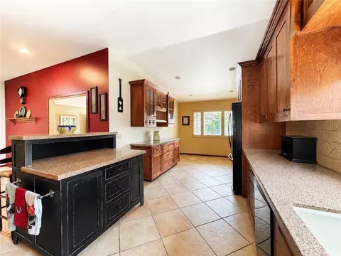 Kitchen - 4114 Citradora, Spring Valley, CA 91977 photo 3 of 4
