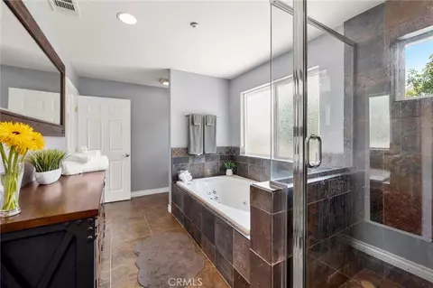 Bath - 2125 Puerto Del Mundo, Fallbrook, CA 92028 photo 2 of 2