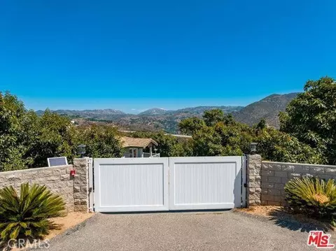 Exterior - 2125 Puerto Del Mundo, Fallbrook, CA 92028 photo 18 of 19