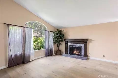 Living - 14433 Maplewood, Poway, CA 92064 photo 3 of 5
