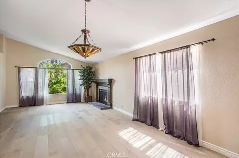 Living - 14433 Maplewood, Poway, CA 92064 photo 2 of 5