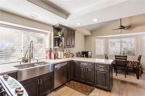 Kitchen - 14433 Maplewood, Poway, CA 92064 photo 3 of 3