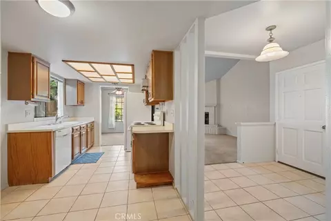 Entry Way - 1811 Woodbrook Ln, Fallbrook, CA 92028 photo 2 of 2