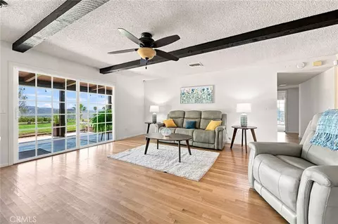 Living - 1229 Via Sendero, Escondido, CA 92029 photo 2 of 7