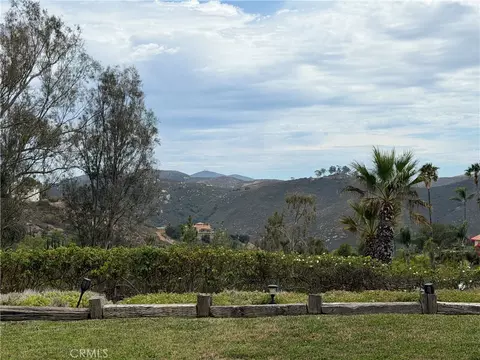 Exterior - 1229 Via Sendero, Escondido, CA 92029 photo 10 of 12