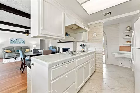 Kitchen - 1229 Via Sendero, Escondido, CA 92029 photo 2 of 4