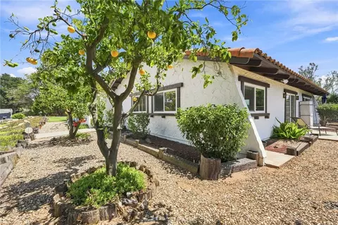 Exterior - 1229 Via Sendero, Escondido, CA 92029 photo 20 of 25