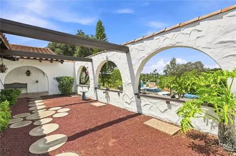 Exterior - 1229 Via Sendero, Escondido, CA 92029 photo 7 of 25