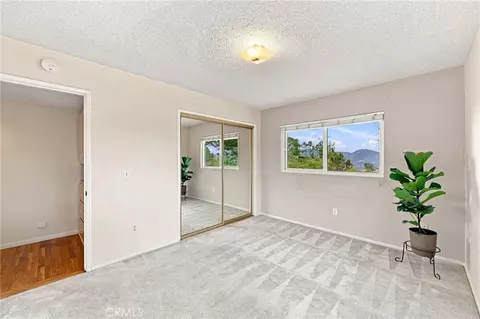 Bedroom - 1229 Via Sendero, Escondido, CA 92029 photo 6 of 8