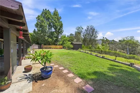 Exterior - 1229 Via Sendero, Escondido, CA 92029 photo 23 of 25