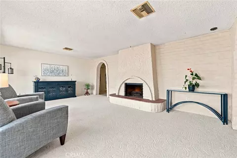 Living - 1229 Via Sendero, Escondido, CA 92029 photo 3 of 7