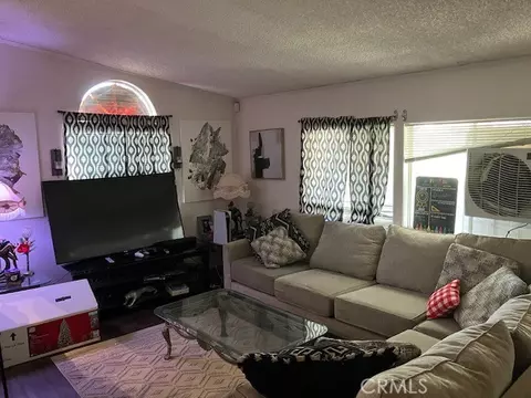 1030 E Avenue S #38, Palmdale, CA 93550 photo 7