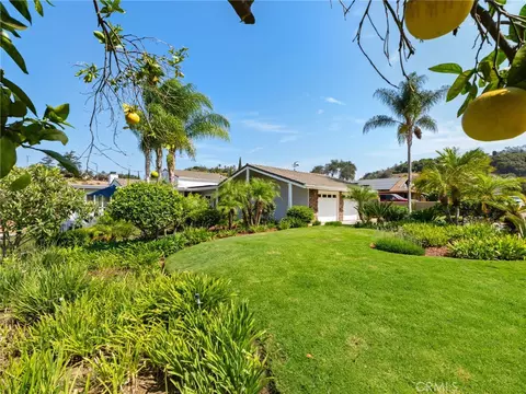 Exterior - 3514 Laketree, Fallbrook, CA 92028 photo 6 of 14
