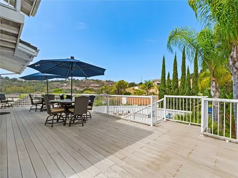Exterior - 3514 Laketree, Fallbrook, CA 92028 photo 2 of 14