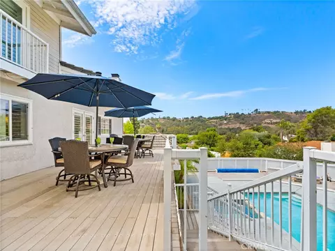 Exterior - 3514 Laketree, Fallbrook, CA 92028 photo 13 of 14