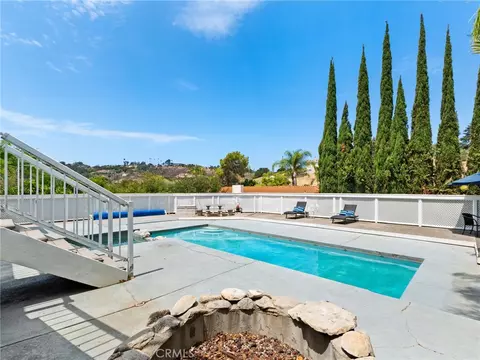 Exterior - 3514 Laketree, Fallbrook, CA 92028 photo 12 of 14
