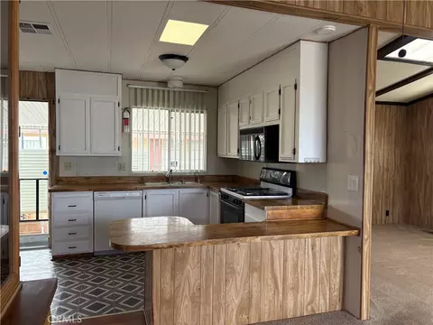 227 Bluebird Ln, Oceanside, CA 92057 photo 7