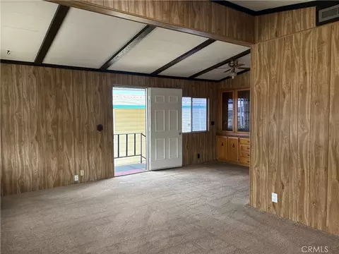 227 Bluebird Ln, Oceanside, CA 92057 photo 4