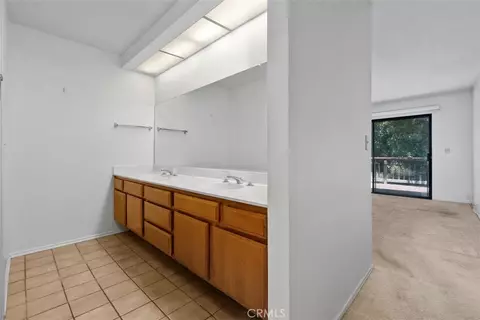 Bath - 4218 Los Padres Dr, Fallbrook, CA 92028 photo 1 of 3