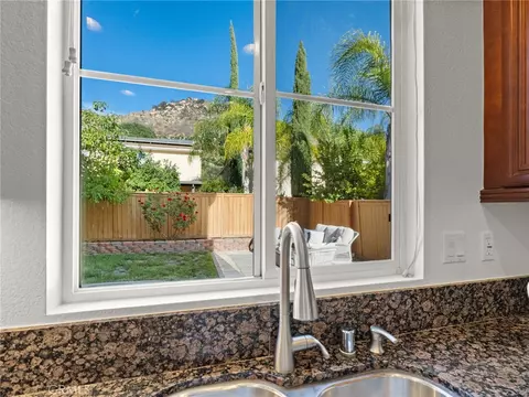 Kitchen - 3620 Lake Park, Fallbrook, CA 92028 photo 3 of 6
