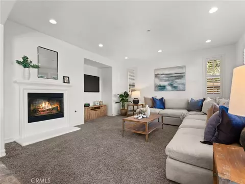 Living - 3620 Lake Park, Fallbrook, CA 92028 photo 2 of 3