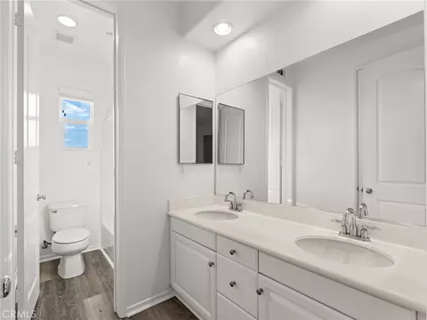 Bath - 3620 Lake Park, Fallbrook, CA 92028 photo 6 of 7