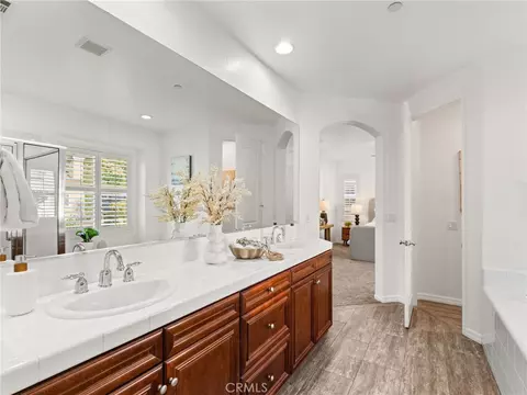 Bath - 3620 Lake Park, Fallbrook, CA 92028 photo 4 of 7