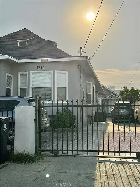 1714 S New England, Los Angeles, CA 90006