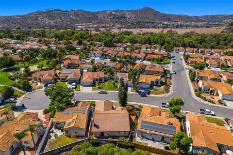 View/Area - 4933 Lake Shore Ct, Fallbrook, CA 92028 photo 6 of 7