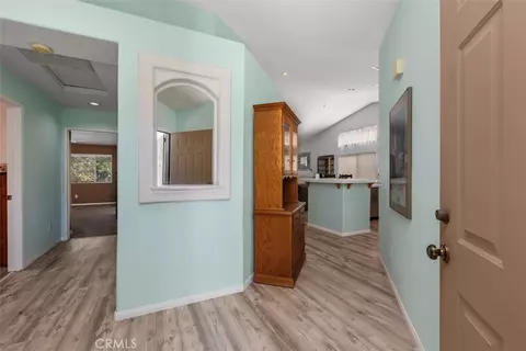 Entry Way - 4933 Lake Shore Ct, Fallbrook, CA 92028 photo 1 of 1