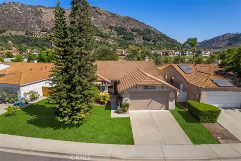 View/Area - 4933 Lake Shore Ct, Fallbrook, CA 92028 photo 1 of 7