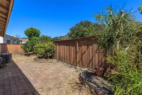 Exterior - 4933 Lake Shore Ct, Fallbrook, CA 92028 photo 5 of 9