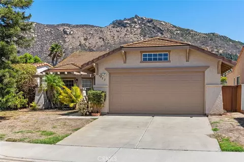 Exterior - 4933 Lake Shore Ct, Fallbrook, CA 92028 photo 2 of 9