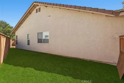 Exterior - 4933 Lake Shore Ct, Fallbrook, CA 92028 photo 7 of 9
