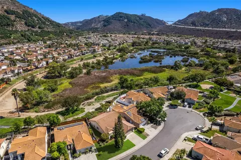 View/Area - 4933 Lake Shore Ct, Fallbrook, CA 92028 photo 3 of 7