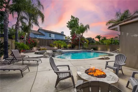 Exterior - 32089 Cala Gerona, Temecula, CA 92592 photo 7 of 8