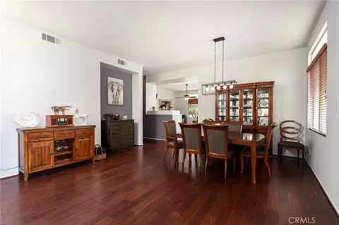 Dining - 32089 Cala Gerona, Temecula, CA 92592 photo 1 of 2