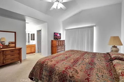Bedroom - 58370 Mountain Vw, Yucca Valley, CA 92284 photo 2 of 7