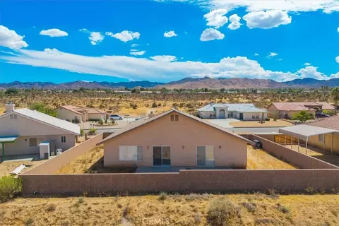 View/Area - 58370 Mountain Vw, Yucca Valley, CA 92284 photo 1 of 6