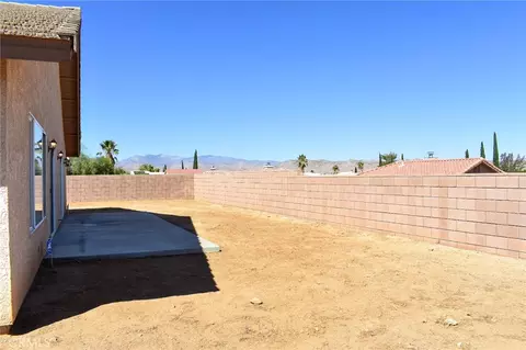 Exterior - 58370 Mountain Vw, Yucca Valley, CA 92284 photo 2 of 3