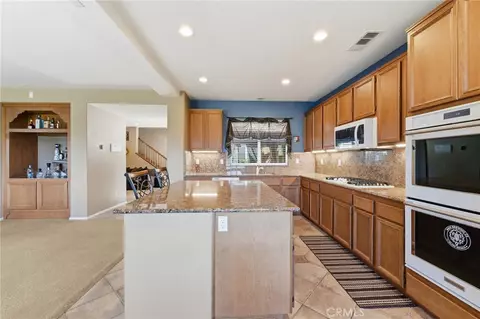 Kitchen - 46125 Grace Ct, Temecula, CA 92592 photo 4 of 5