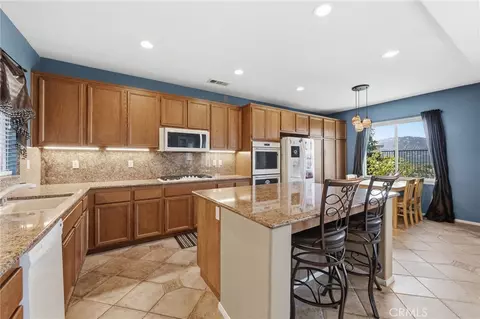 Kitchen - 46125 Grace Ct, Temecula, CA 92592 photo 1 of 5