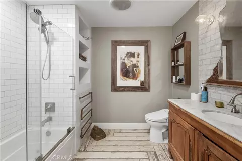 Bath - 4449 Maple, La Mesa, CA 91941 photo 4 of 4