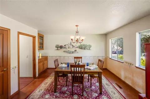 Dining - 40461 Rock Mtn, Fallbrook, CA 92028 photo 2 of 4